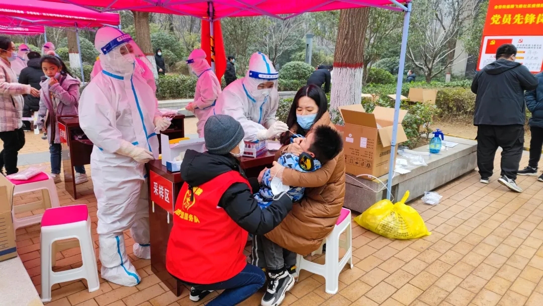 疫情中檢察藍(lán)的“平凡”瞬間